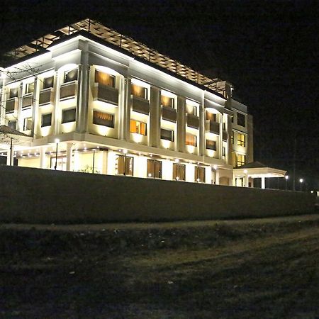 Hotel Lavanya Palace Ratlam Ngoại thất bức ảnh